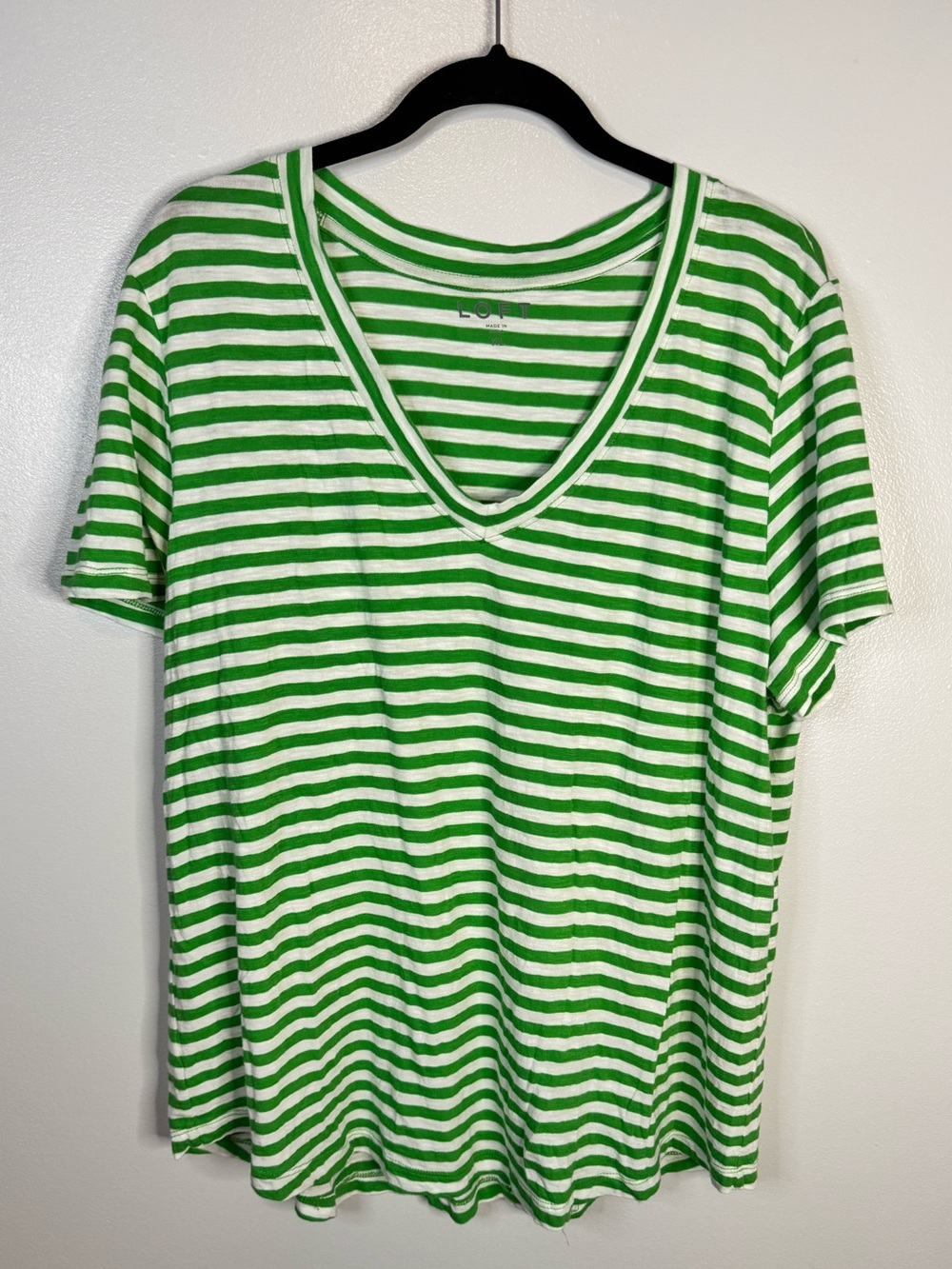 LOFT T-Shirt Womens XL Green & White Striped V-Neck Short Sleeve Casual